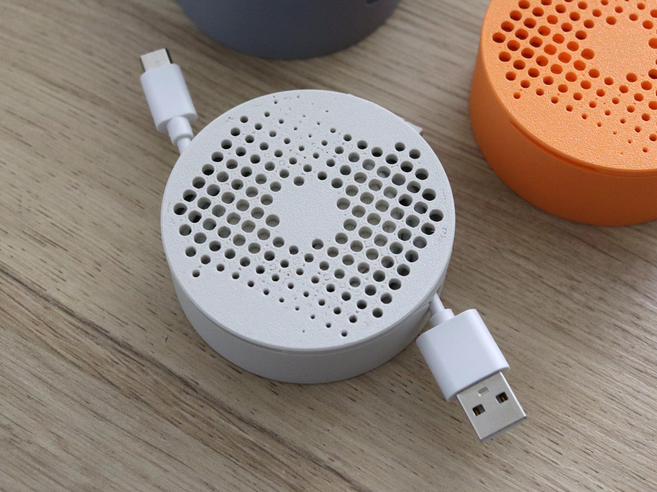 Portable Magnetic Cable Winder - Image 3
